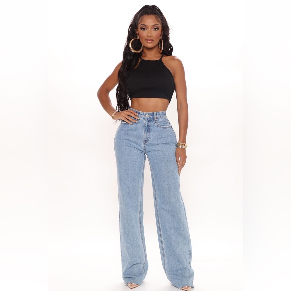 NWT: Winona 90’s Wide Leg Jeans - Medium Blue Wash